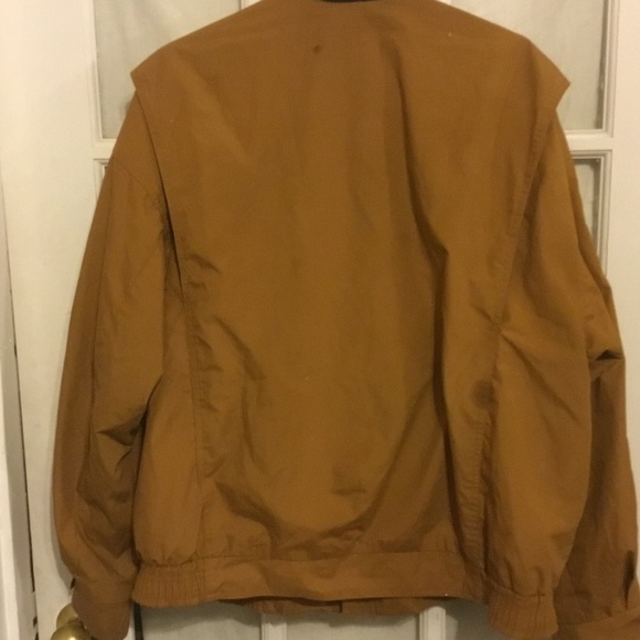 Vintage tan/ brown London Fog jacket- size 40 regular. Striped lining, pockets - Picture 10 of 10